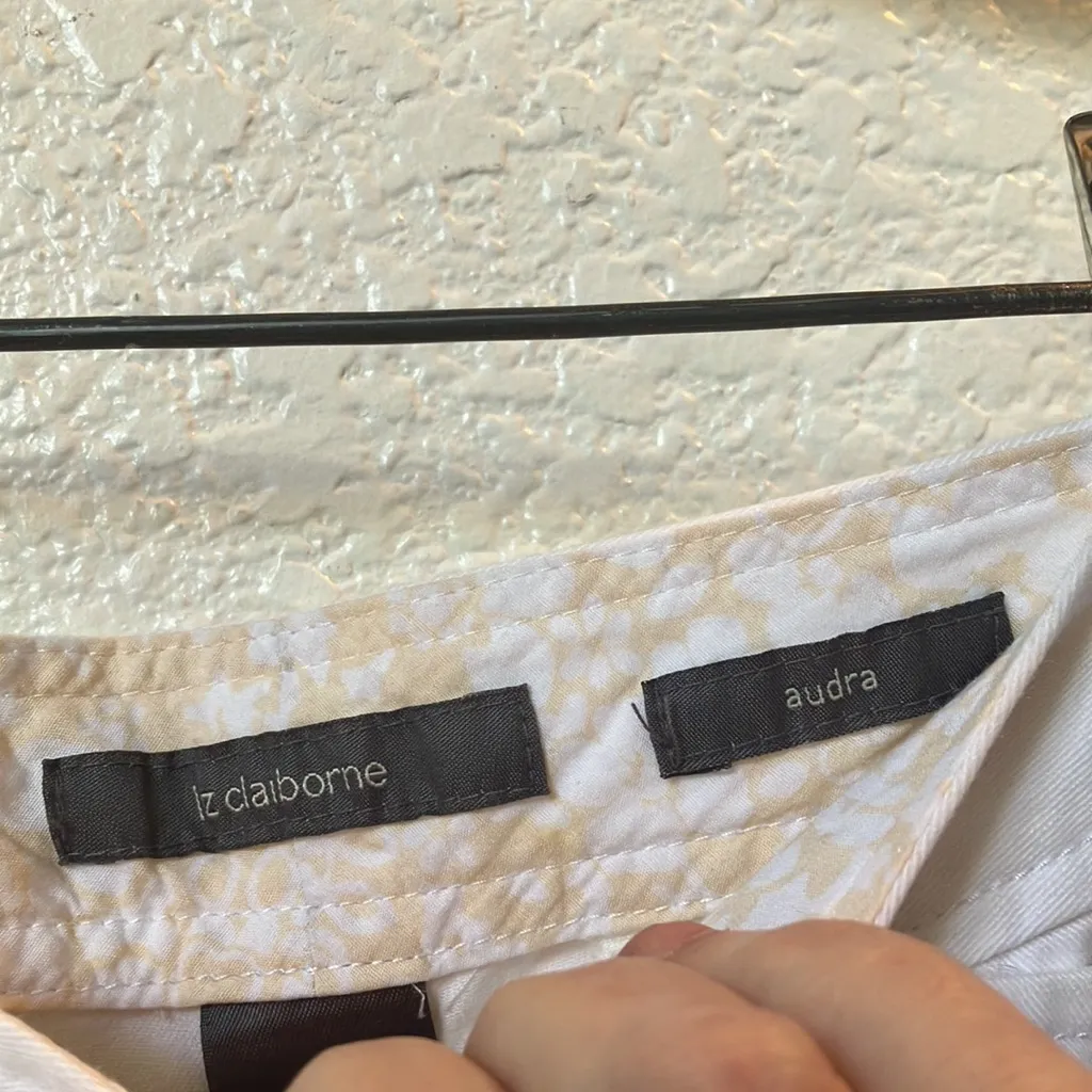 FINAL MARKDOWN Liz Claiborne Audra cropped slacks 14 - Image 3