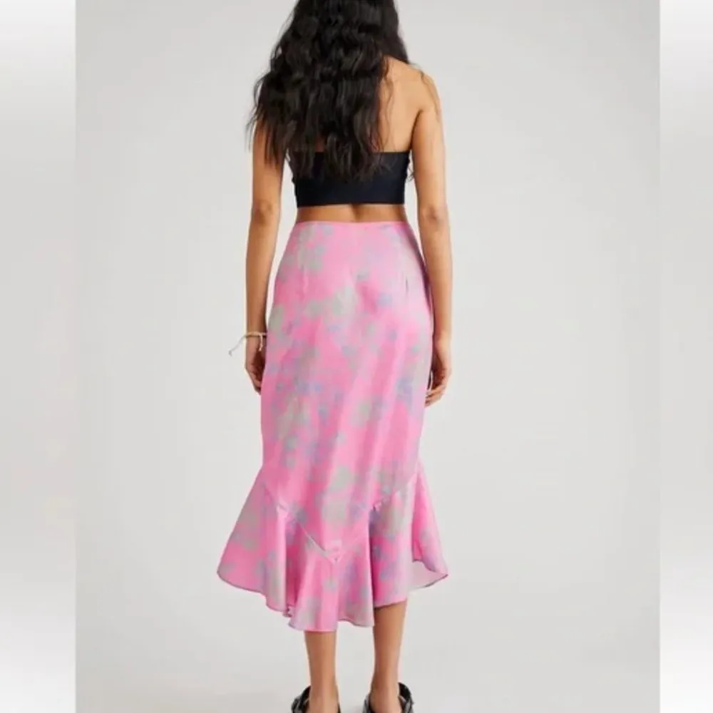NWOT Free People Everything’s Rosie Midi Skirt Pink Combo - Image 3