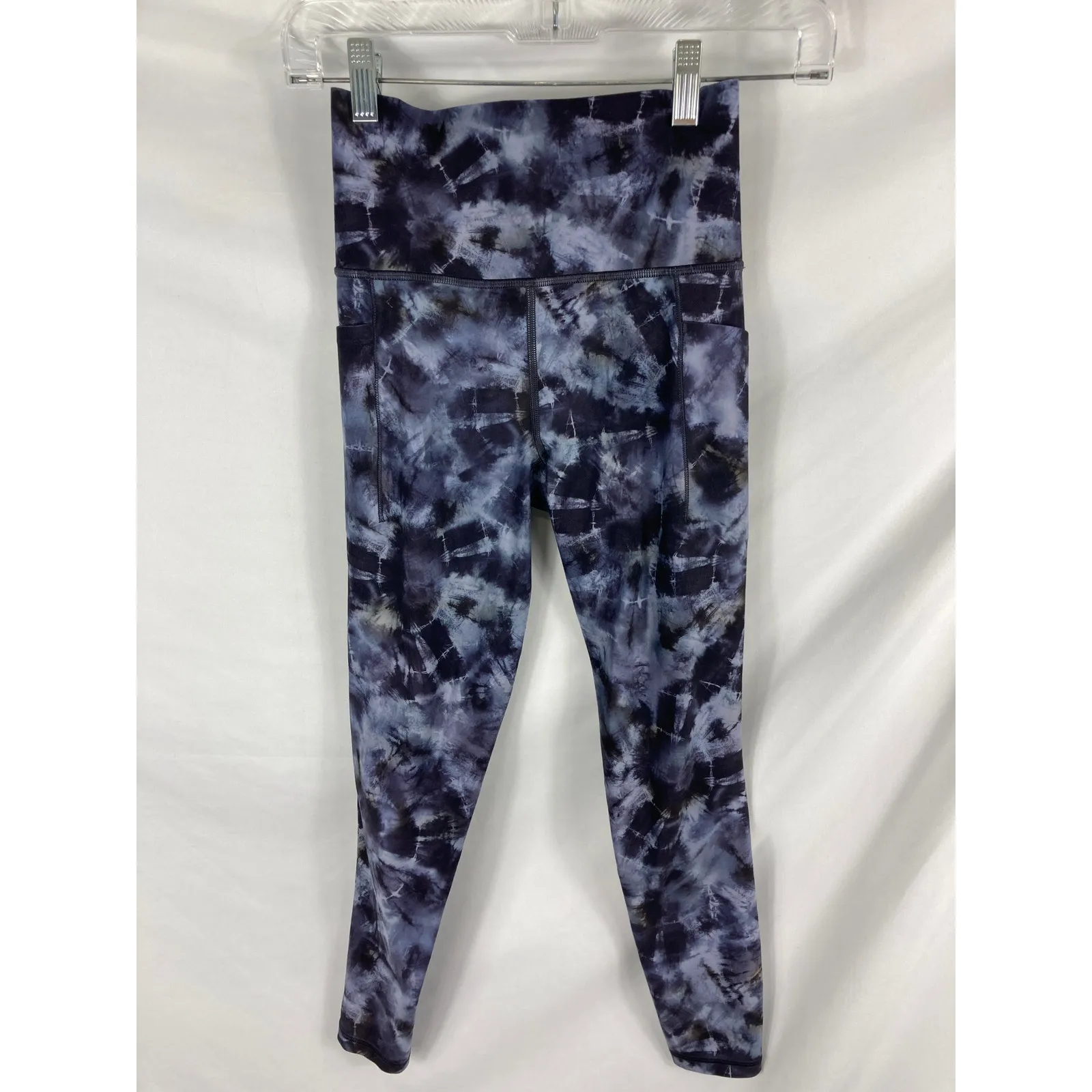 Athleta Salutation Stash Pocket 7/8 Patterned Leggings Size XS - Image 4