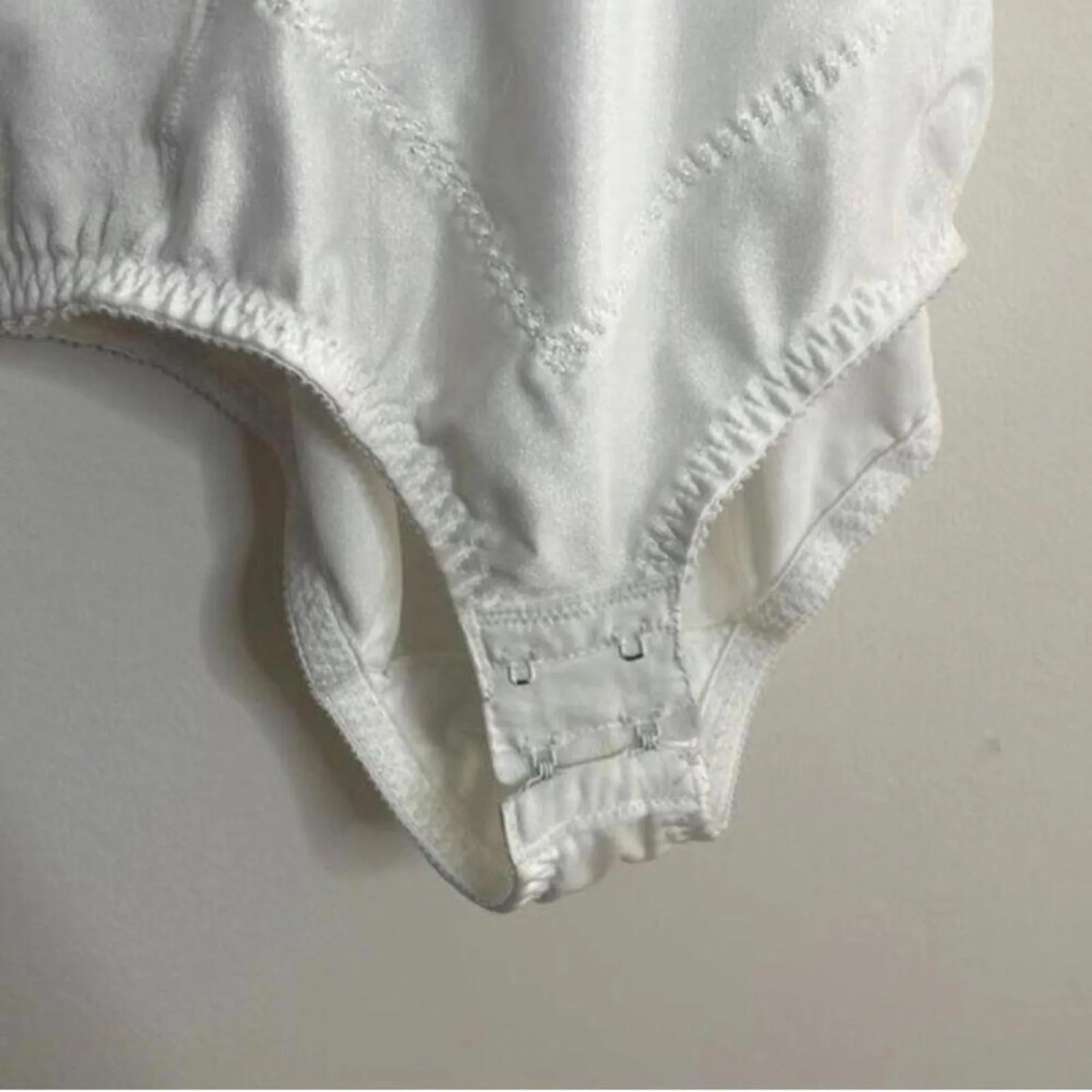 Vintage Sears White slimming Bodysuit Shapeware spanx undergarment lingerie Size M - Image 5