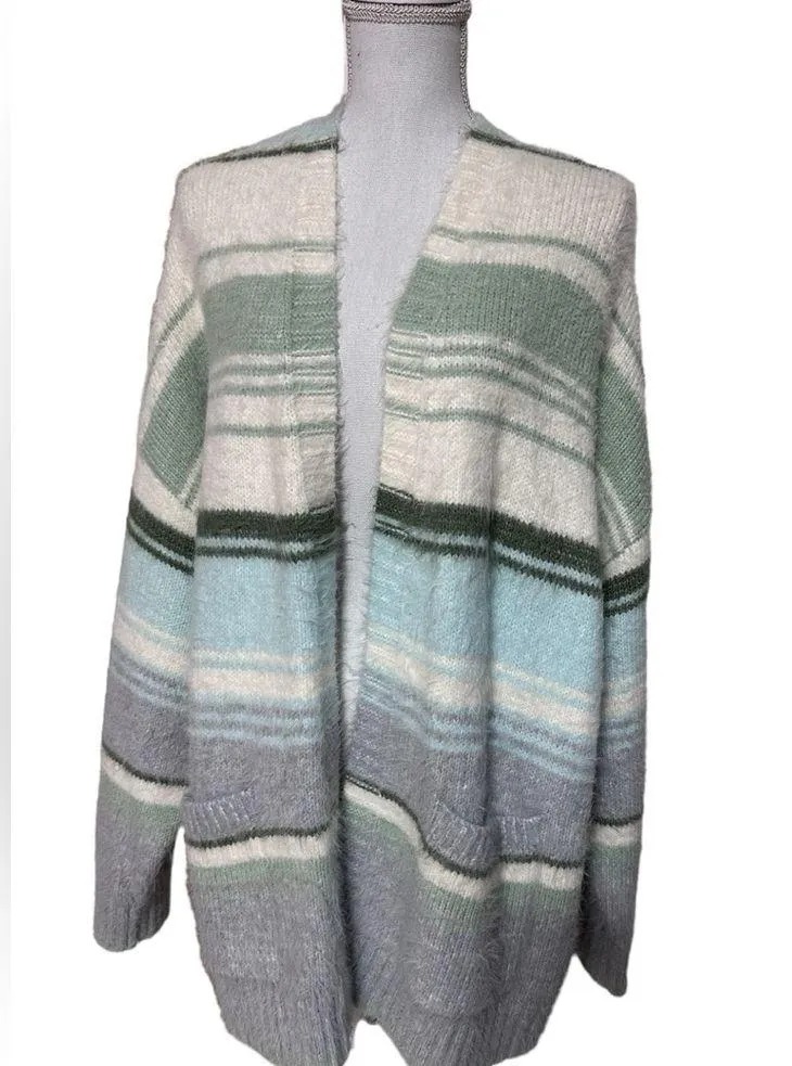 American Eagle Whoa So Cozy Waffle V- Neck knit cardigan; size XL; Like New! - Image 4