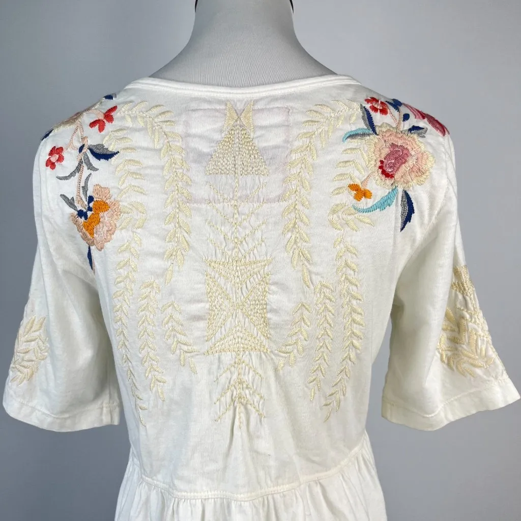NWOT Johnny Was Embroidered Floral Short Sleeves Tee T-Shirt Size S Cream - Image 8