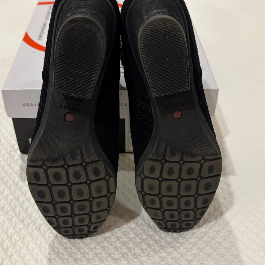 Blondo Black Suede Ankle Booties - Image 5