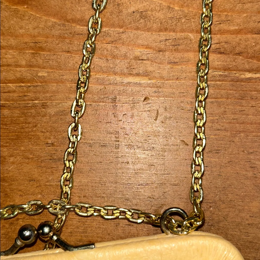 Vintage Yellow Beaded Evening Purse w/Gold Chain Embroidered Floral Detail Gold - Image 8