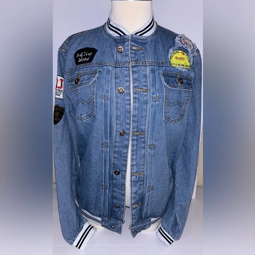 Denim Varsity Jacket with decorative patches. Button front with button pockets. Blue Size M - Image 2