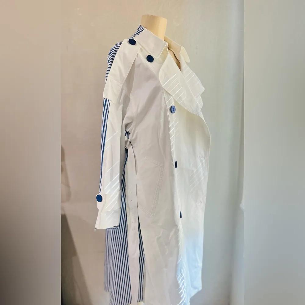 J.ING COAT WHITE AND STRIPE BLUE SIZE SMALL - Image 14