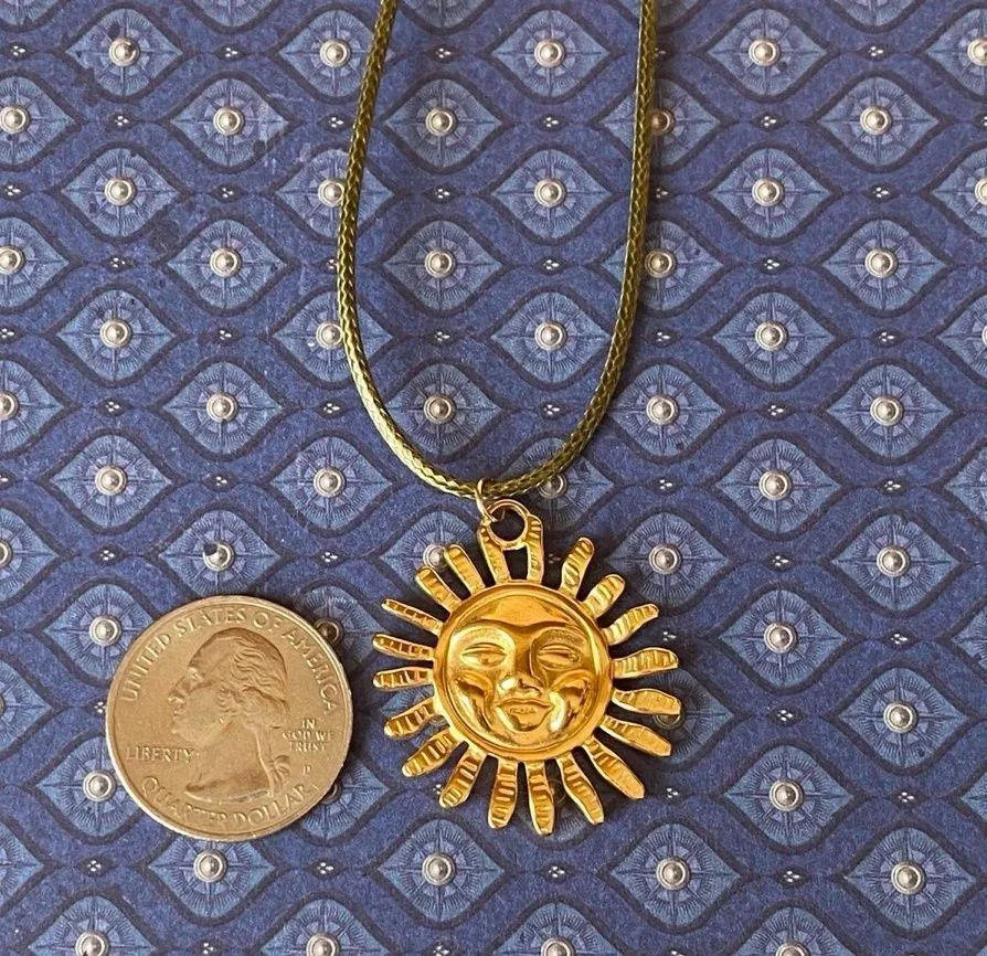 Handmade gold tone stainless steel sun boho retro vintage style necklace☀️ - Image 6