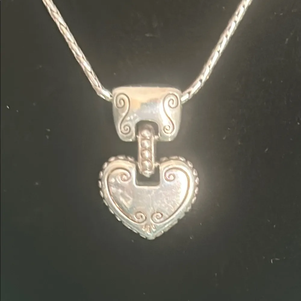 BRIGHTON Vintage CAFE AU LAIT Retired Heart Pendant Silver Tone Necklace - Image 4