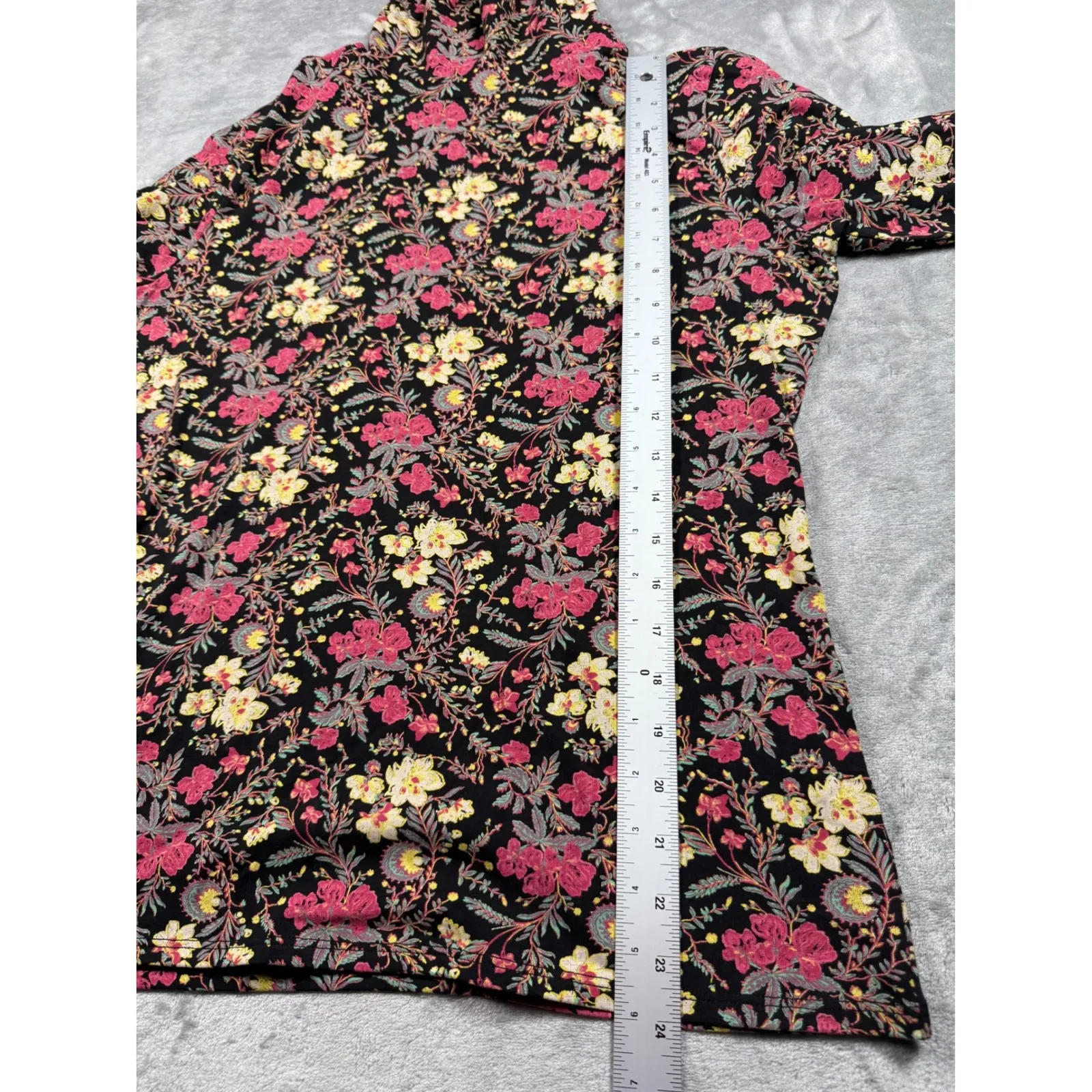 Peruvian Connection Floral Turtle Neck Long Sleeve Top Black Pink Yellow Medium - Image 12