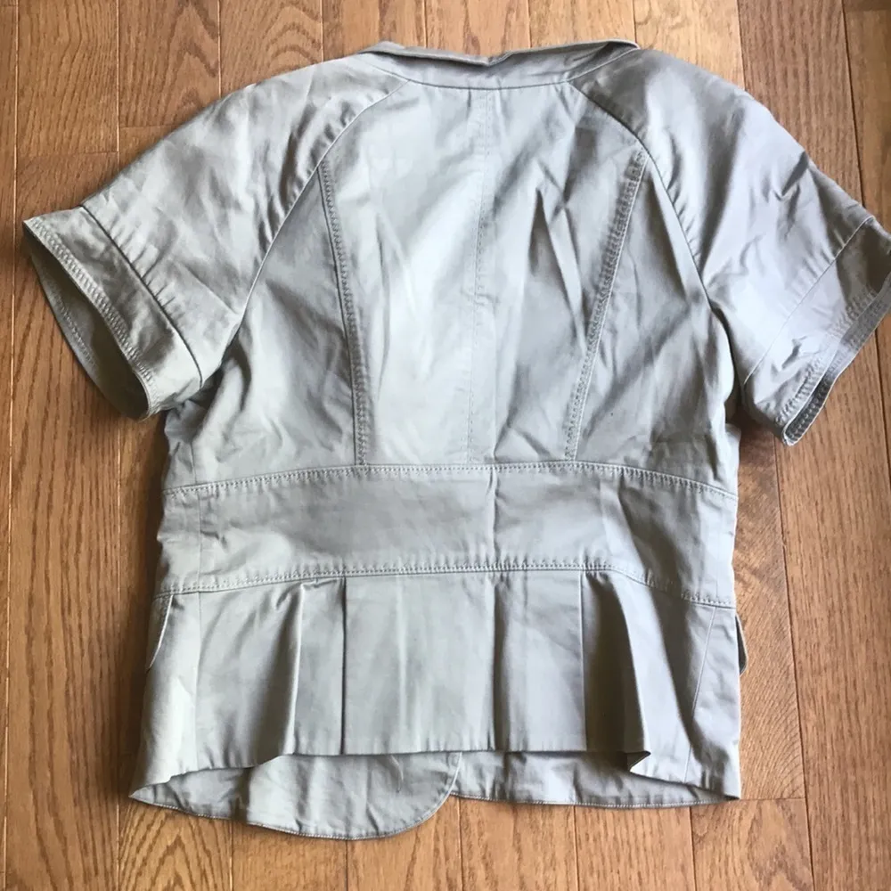 Bcbgmaxazaria taupe short sleeve jacket - Image 4