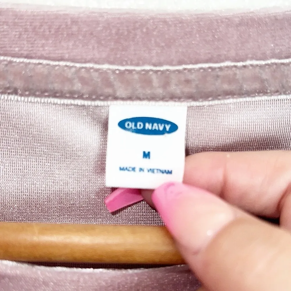 Old Navy Plum Tonic Velvet Short Sleeve Polyester Blend Top - Image 4