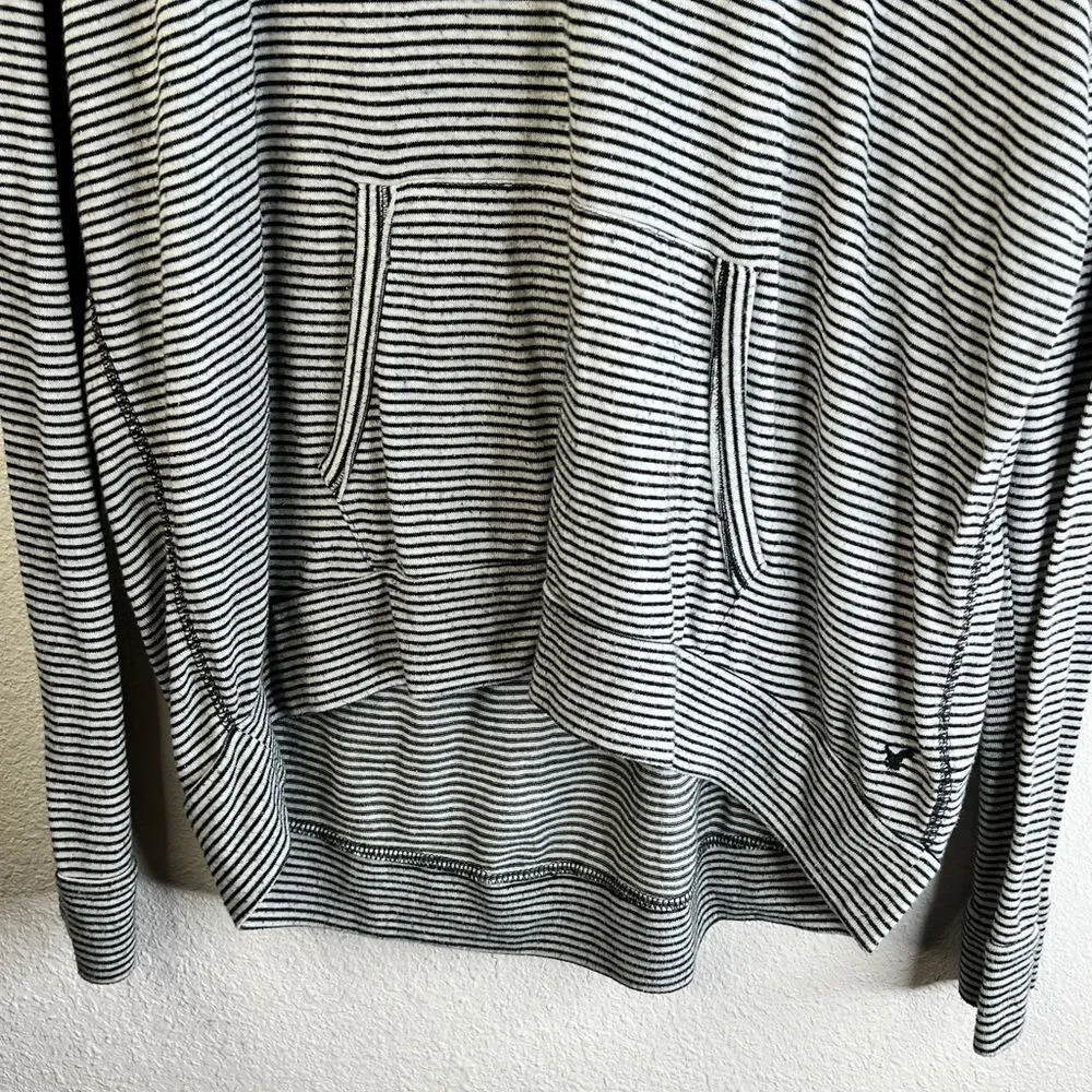 American Eagle Pullover Hoody Shirt - Image 3