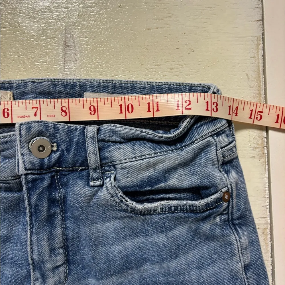 Pilcro and the Letterpress Slim Boyfriend Fit Blue Jeans Size 25 Distressed - Image 9