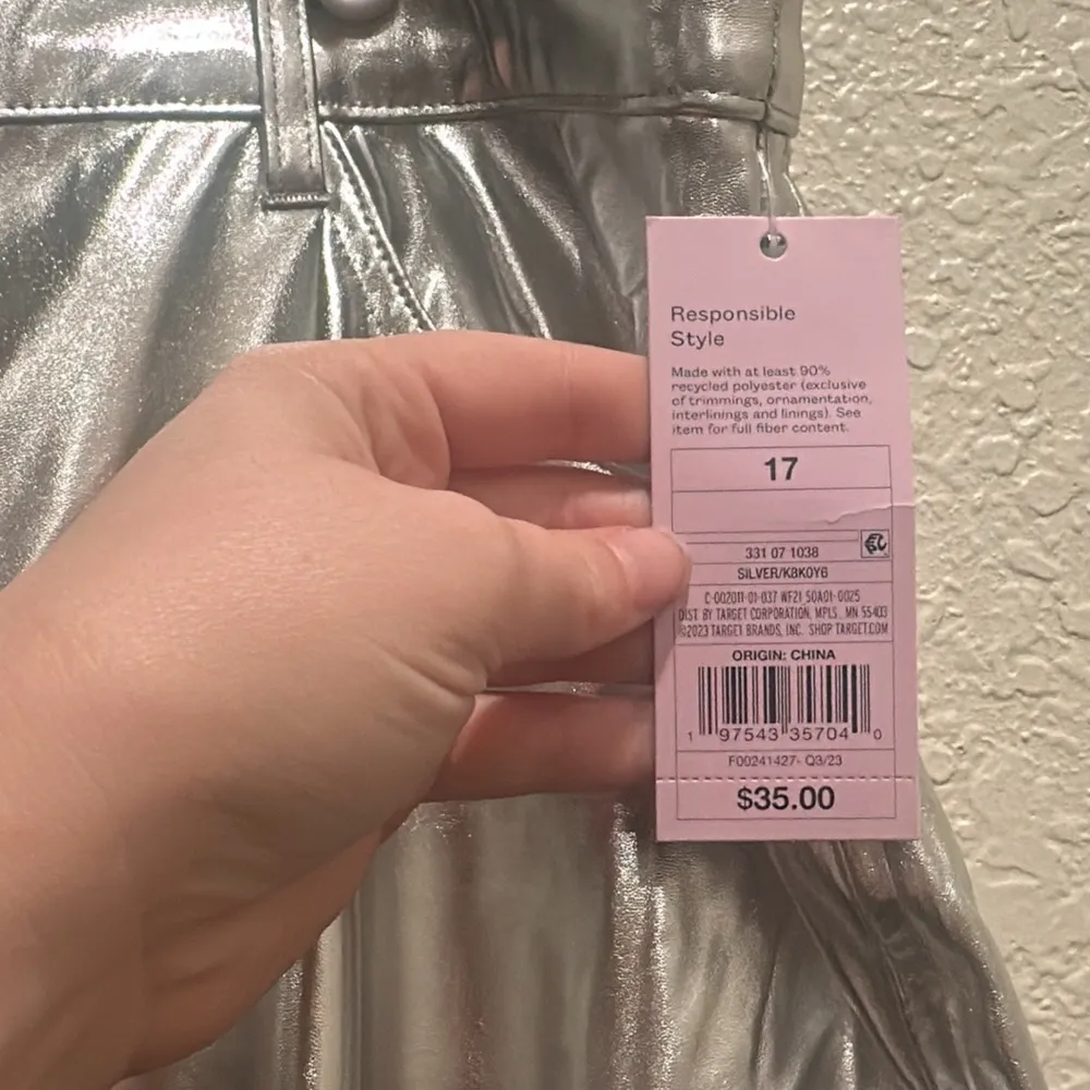 Wild Fable Women's 17 High Rise‎ Flare Casual Metallic Faux Leather Pants - Image 4