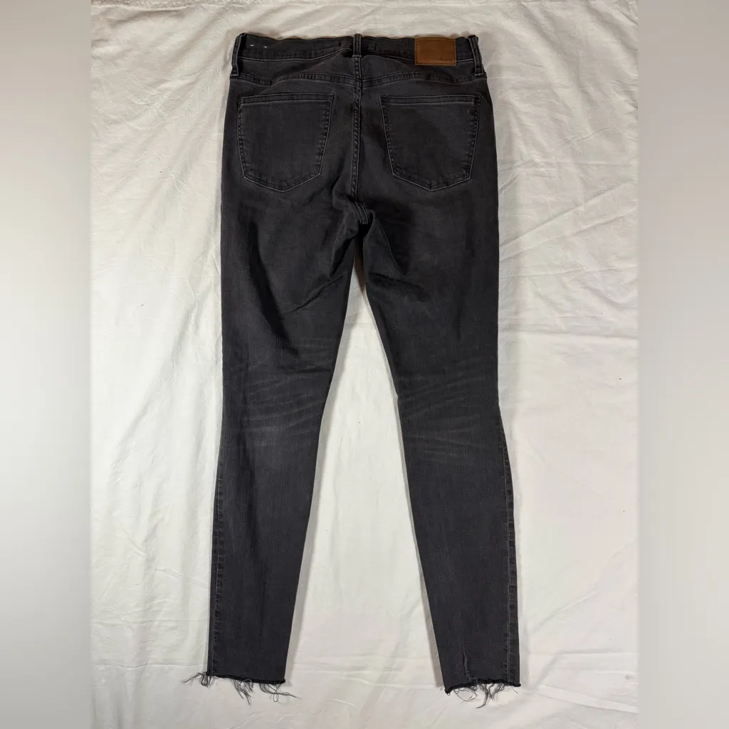Madewell 9” High Rise Skinny Jeans in Black Sea 29 Tall - Image 5