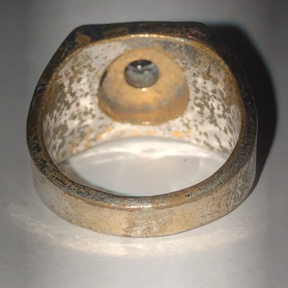 Size 7.5 Vintage Gold Tone CZ Rhinestone Signet Boho Ring - Image 5