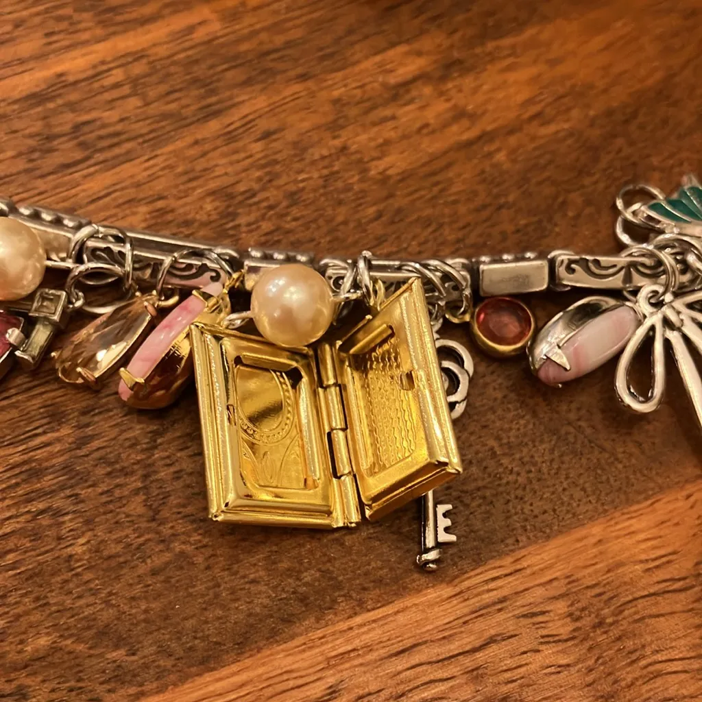 Handcrafted charm bracelet on Brighton chain Silver - Image 5