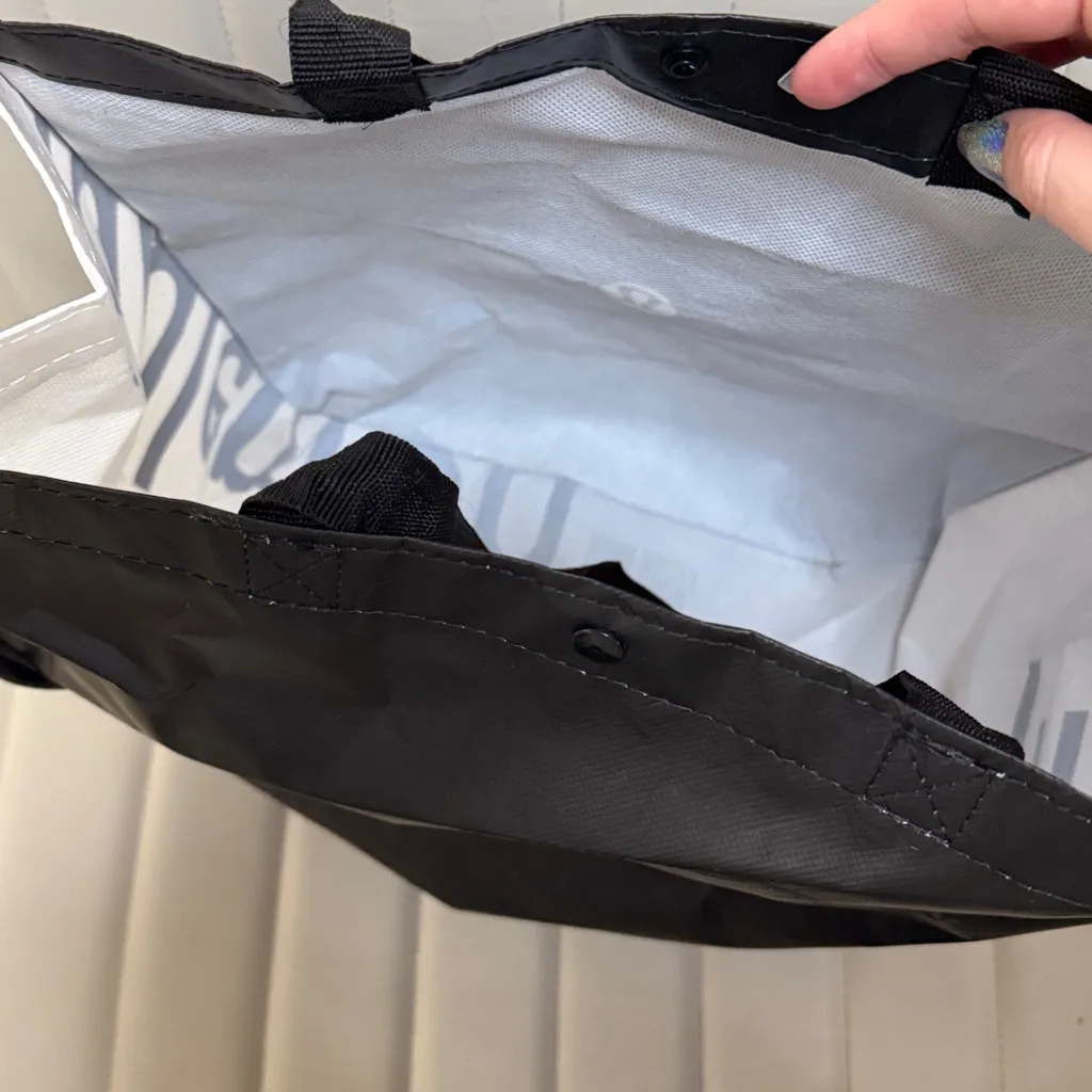 Lululemon Monochrome Tote Bag Storage Carry - Image 3