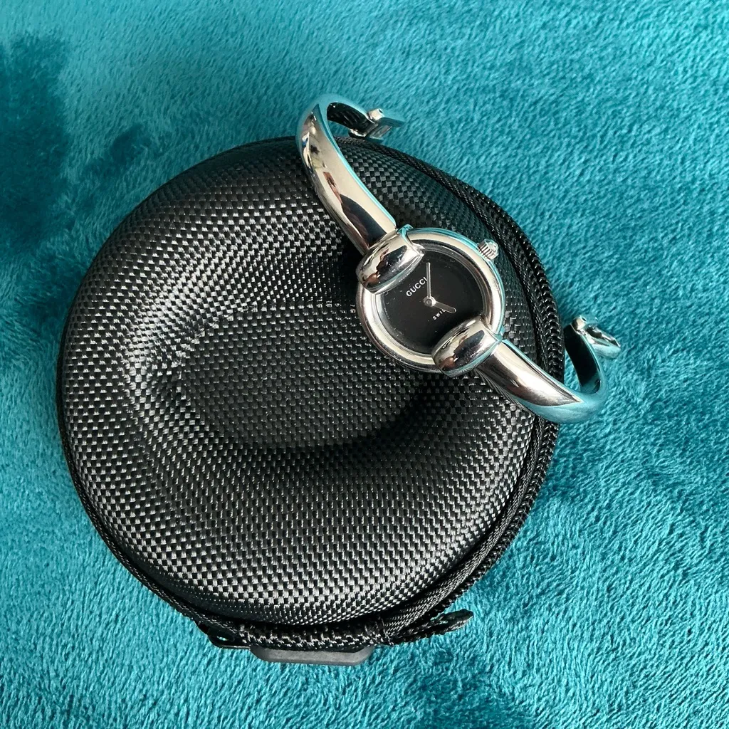 GUCCI bangle watch 🔥🔥 - Image 2