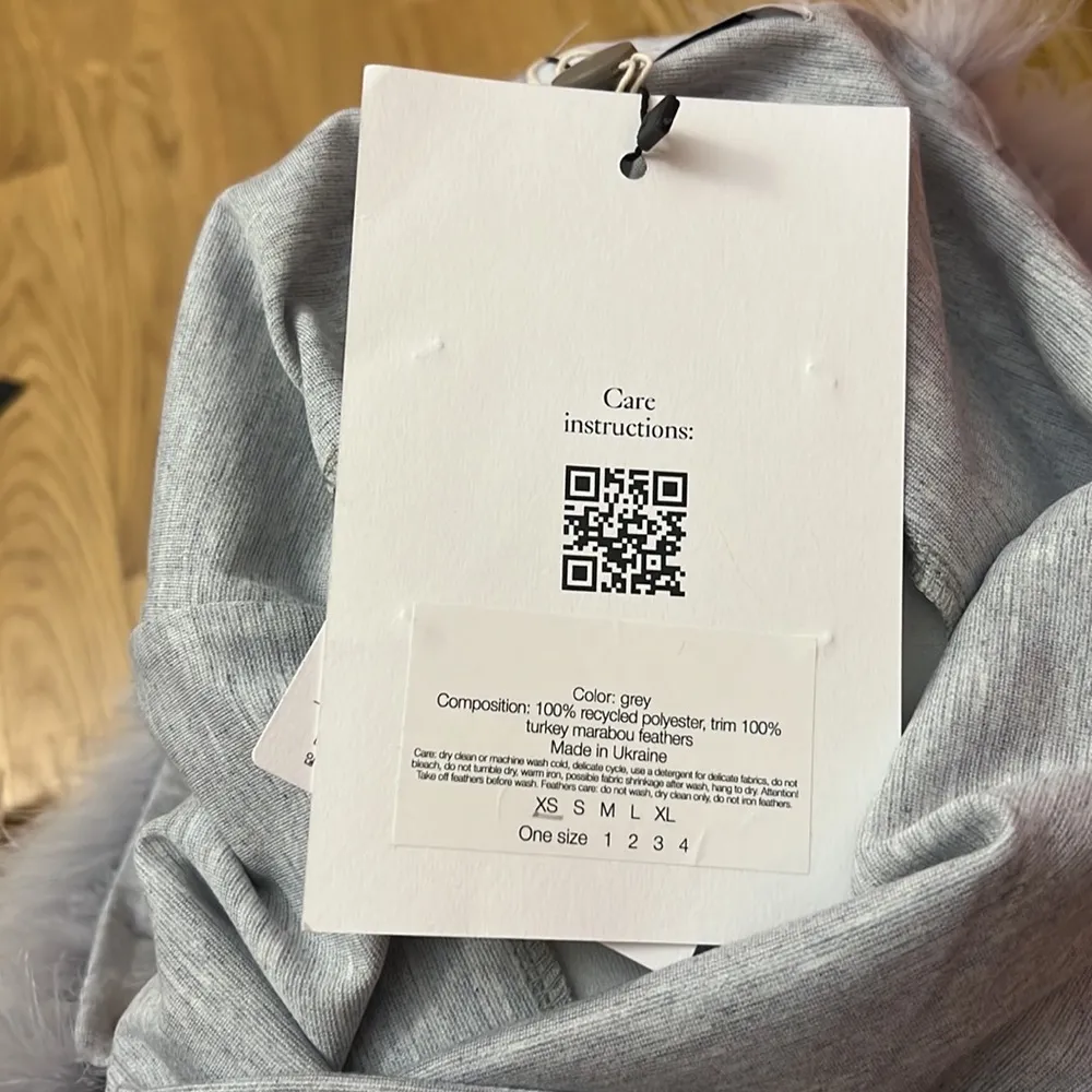 NWT sleeper Feather - Image 10