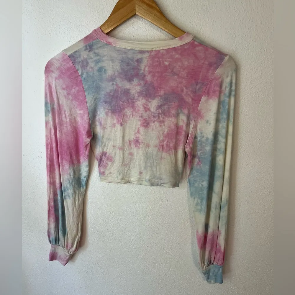 BEACH RIOT Marley Crop Top in Light Tie Dye in Size XS - Image 3