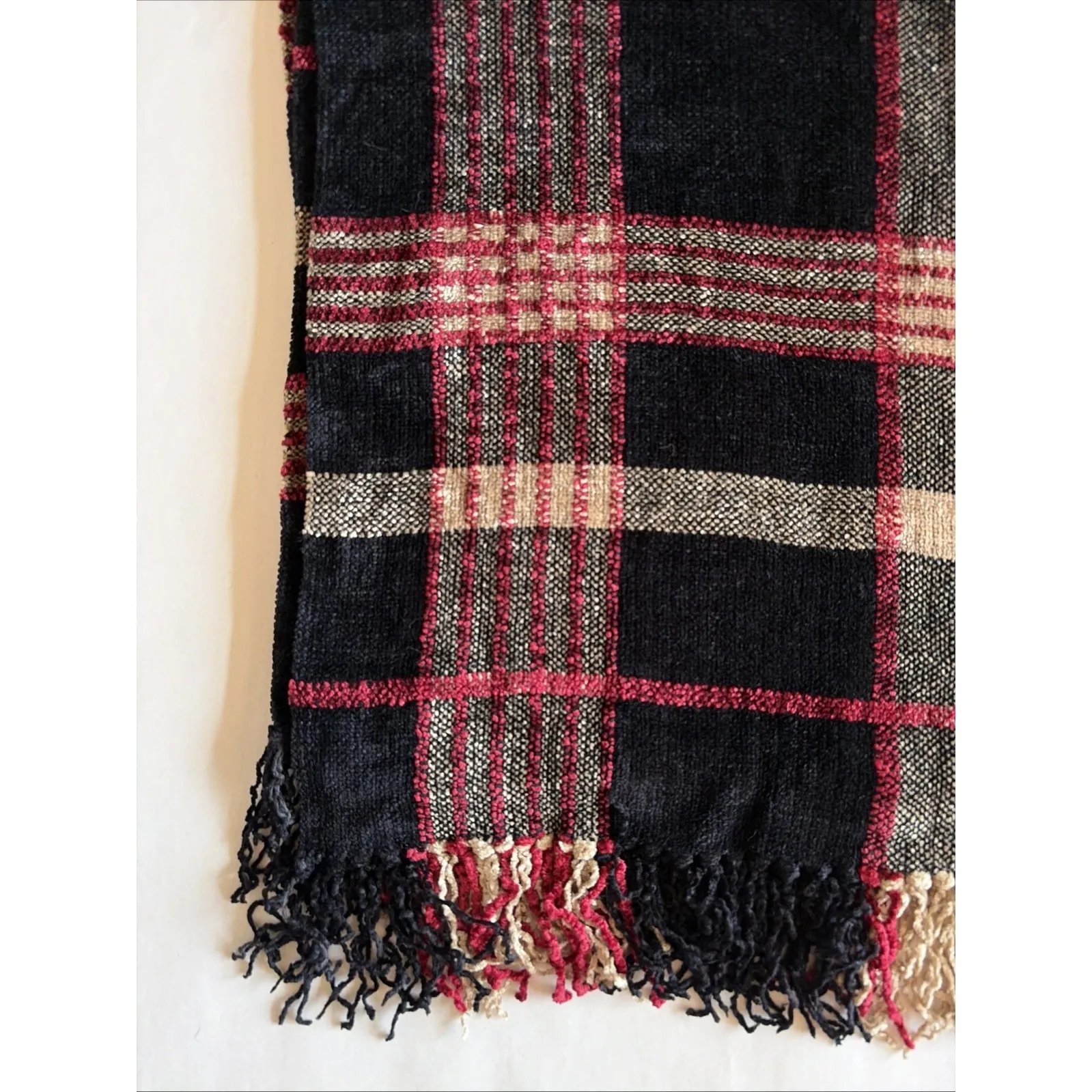 Loominus Handwovens Black Plaid USA Rayon Chenille Fringe Hem Scarf Wrap Unisex - Image 2
