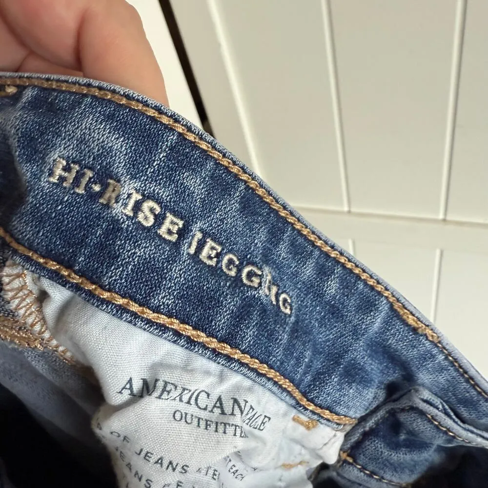 American Eagle Womens Jeans Sz 2 Hi Rise Jegging Light Blue Distressed Destroyed - Image 6