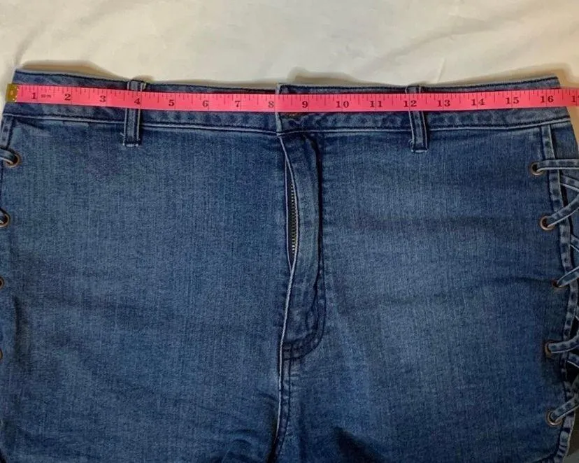 Laced Up Cross Cross Denim Jean Shorts Sz 30 - Image 9