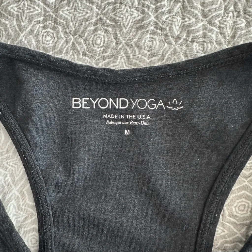 Beyond Yoga Lift Your Spirits Sports Bra Spacedye Padded Racerback Size M - Image 7