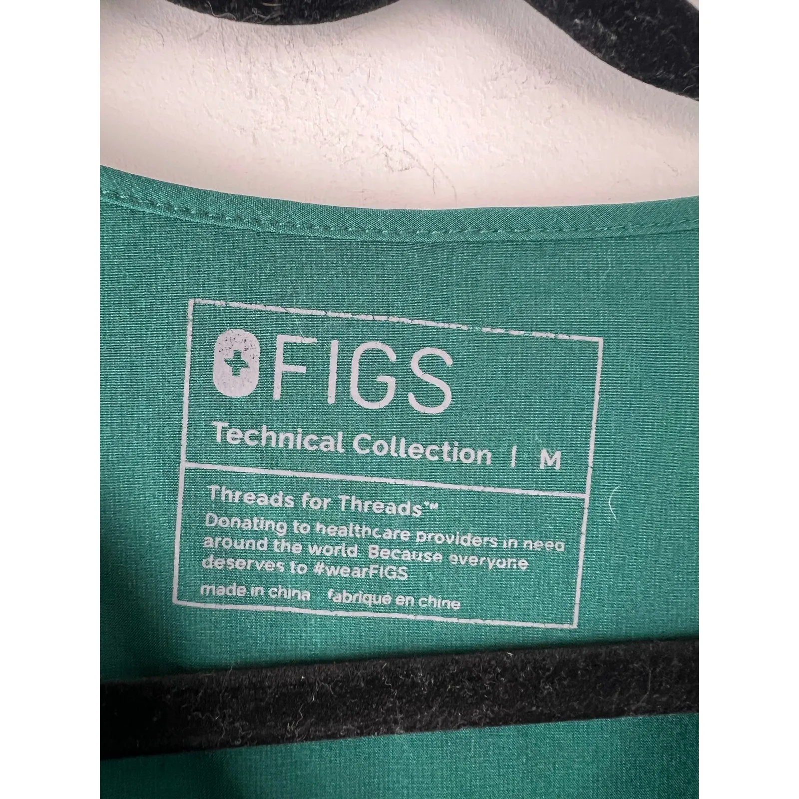 Women's Figs Short Sleeve Scrub Top in Hunter Green Medium - Image 4