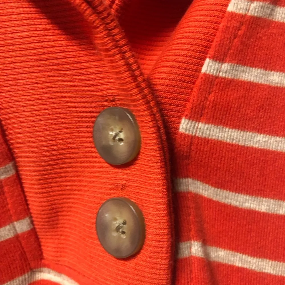 Banana Republic Pullover Pocketed Shirt in Pumpkin Spice Size M - Image 3