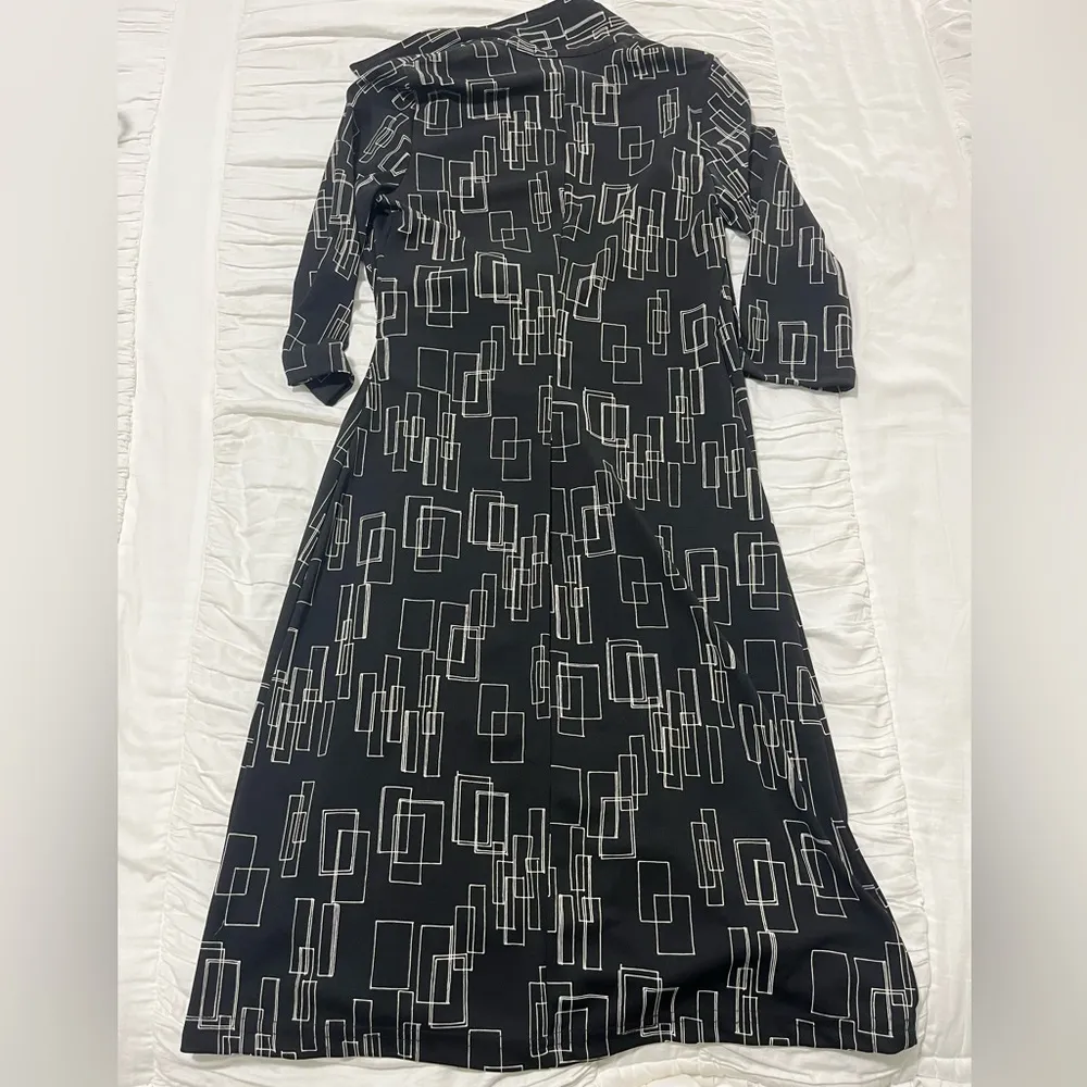 Vintage 90s La Belle Dress Medium Wrap Black Geometric Print USA - Image 2