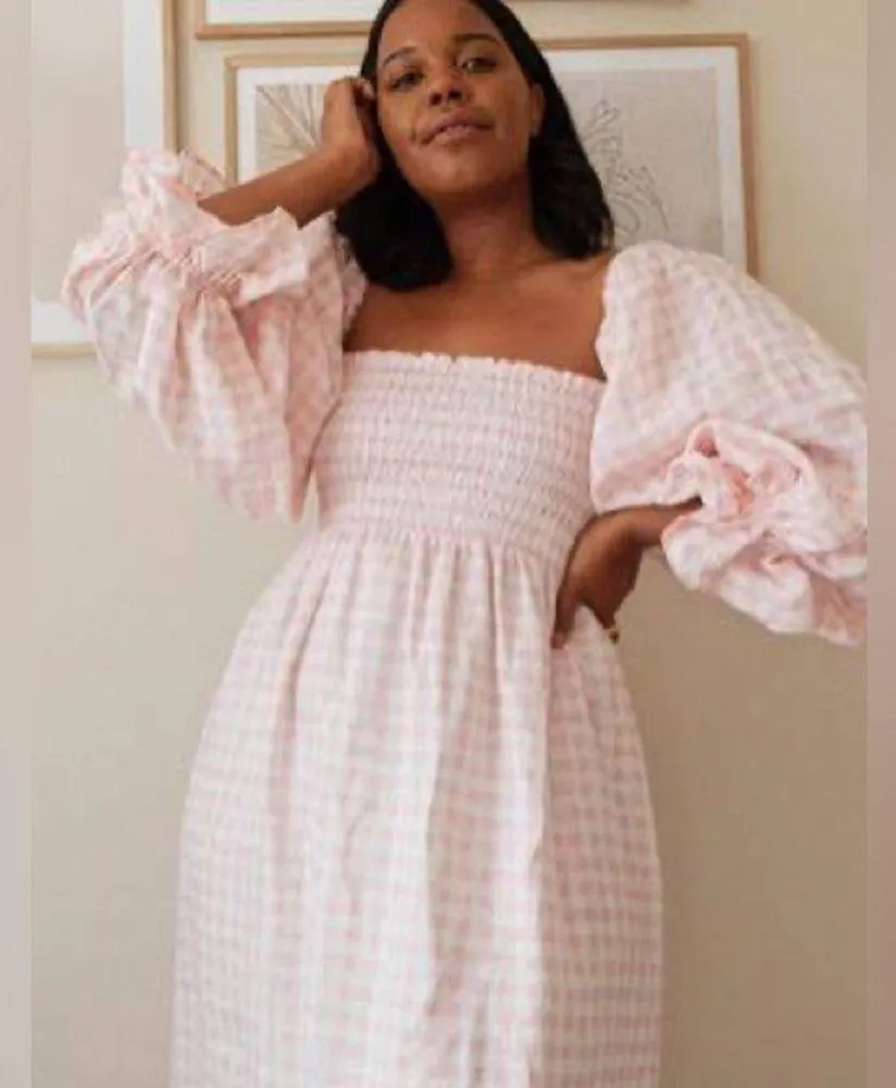 NWT Sleeper Atlanta Gingham pink dress size large midi off shoulder smocked top - Image 9