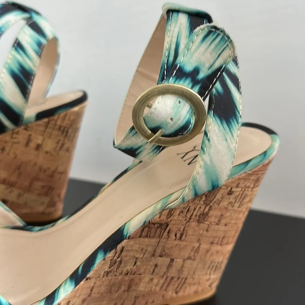 NY & Co Teal Wedge Sandals Sz 6 Green - Image 3