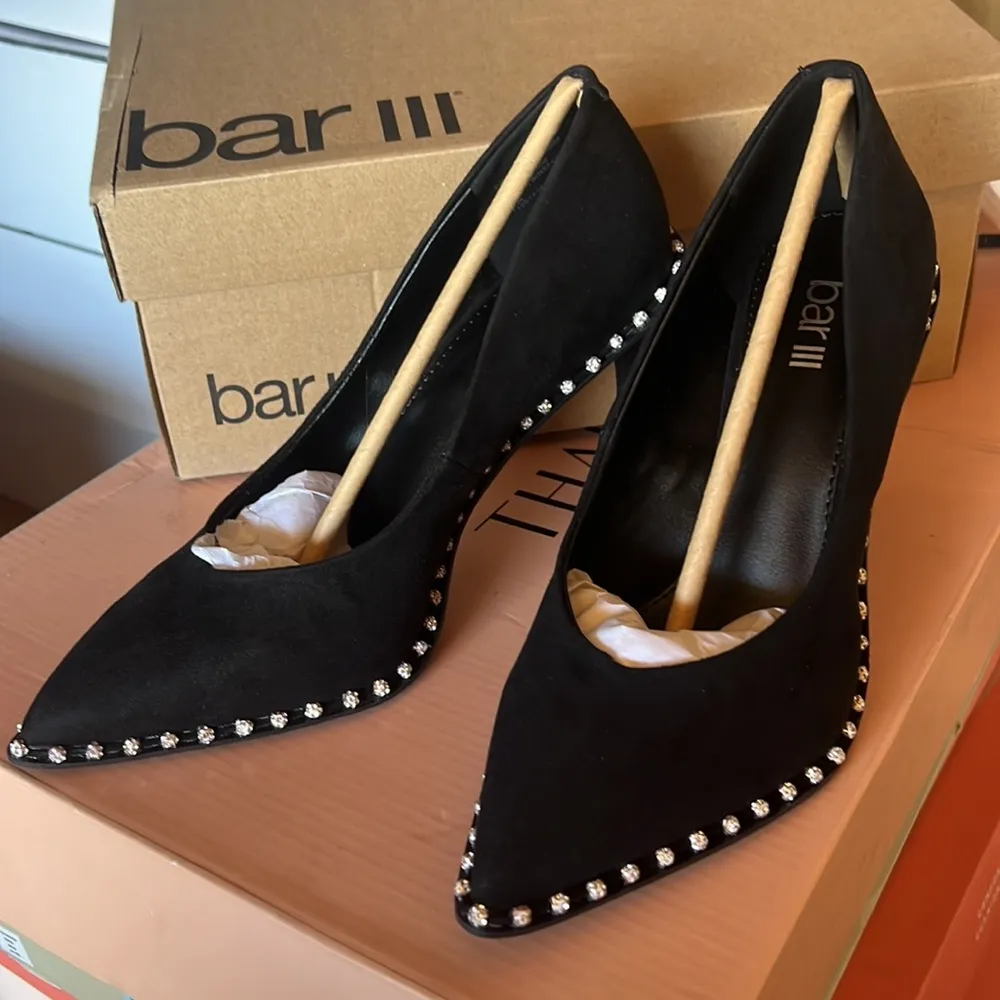 Bar III Binsa Ball-Chain Pumps Black Micro Suede 5M - Image 3