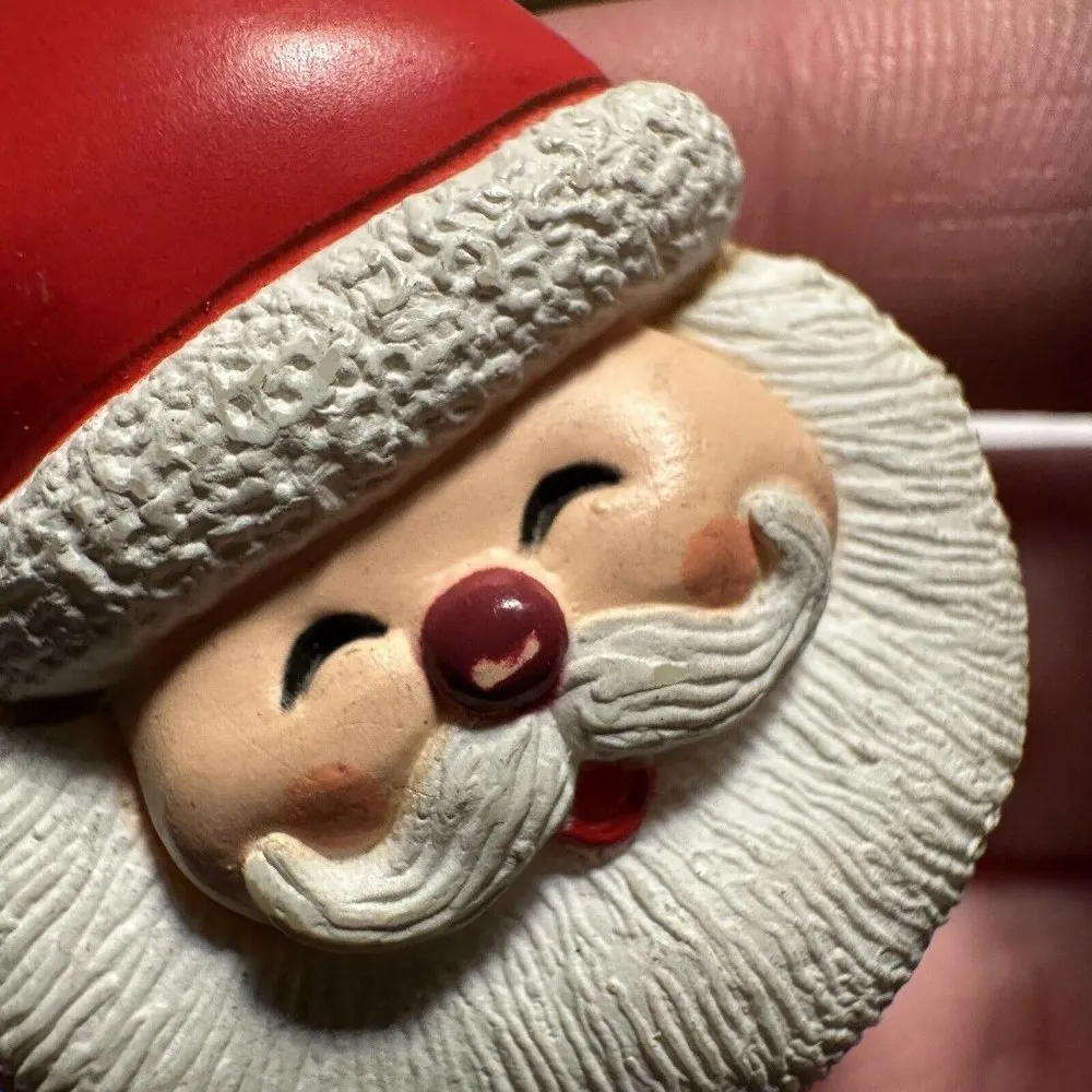 Signed 1981 Hallmark Cards Christmas Holiday Brooch Pin Santa Claus - Image 4