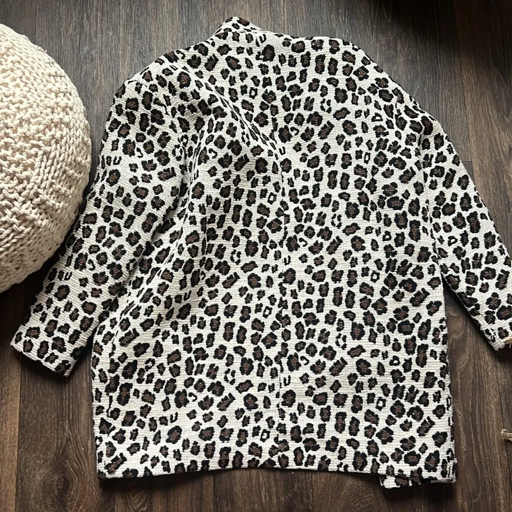 Pinko Leopard Coat Size 2 - Image 6