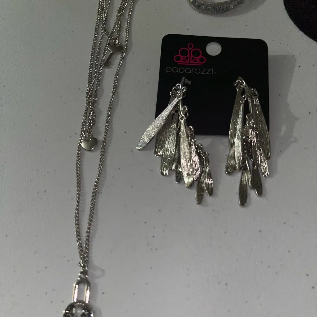 NWt Paparazzi 9 pc Bundle Silver Jewelry Set - Image 5