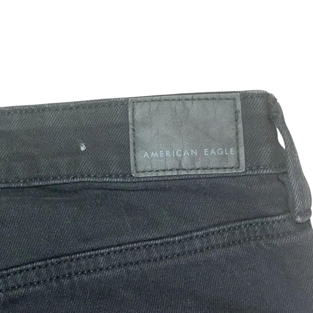 American Eagle Womens Jeans Size 4 Black Denim Mom Strigid High Rise Distressed - Image 7
