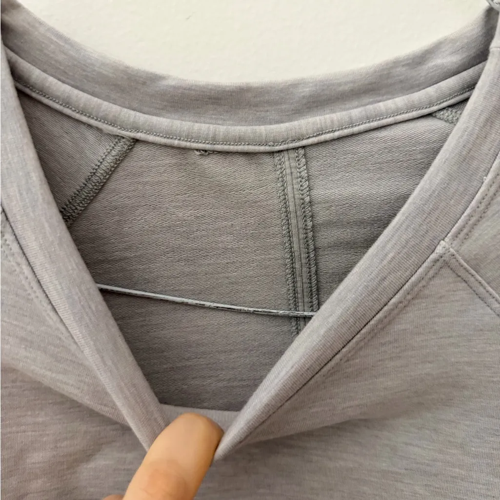 Lululemon Tuck & Gather Pullover in Heathered Mod Stargaze Silver Size Medium - Image 9