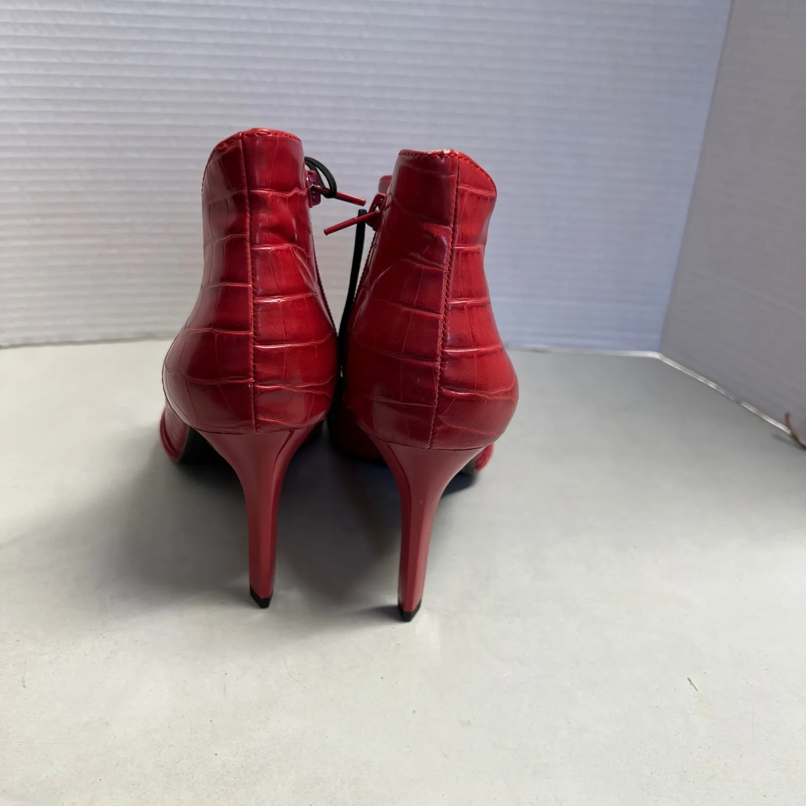 ZARA Trafaluc Red Croc Embossed Point Toe Stiletto Heel Ankle Boots 38 US 7.5 - Image 3
