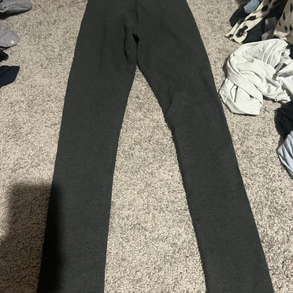 Pact  small grey leggings - Image 3