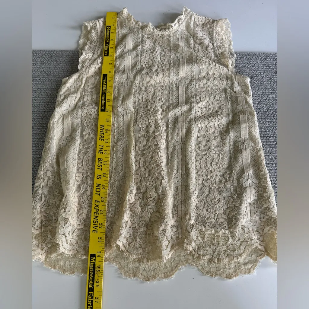 SUNDANCE Esme Ivory Cream Lace Sleeveless Top Size Small - Image 8