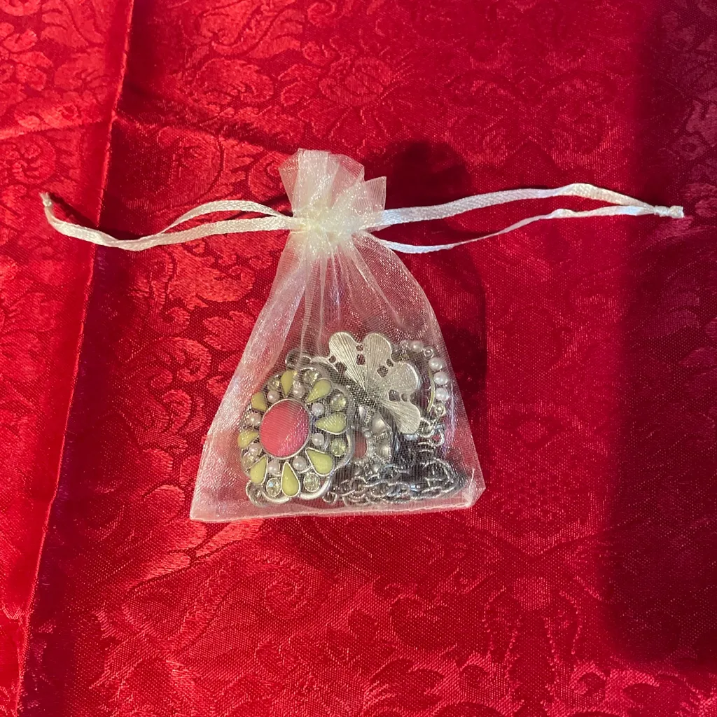 Lia Sophia Flower Pot Matte Silver Tone Necklace 16-19” Hippie Flower Child - Image 7