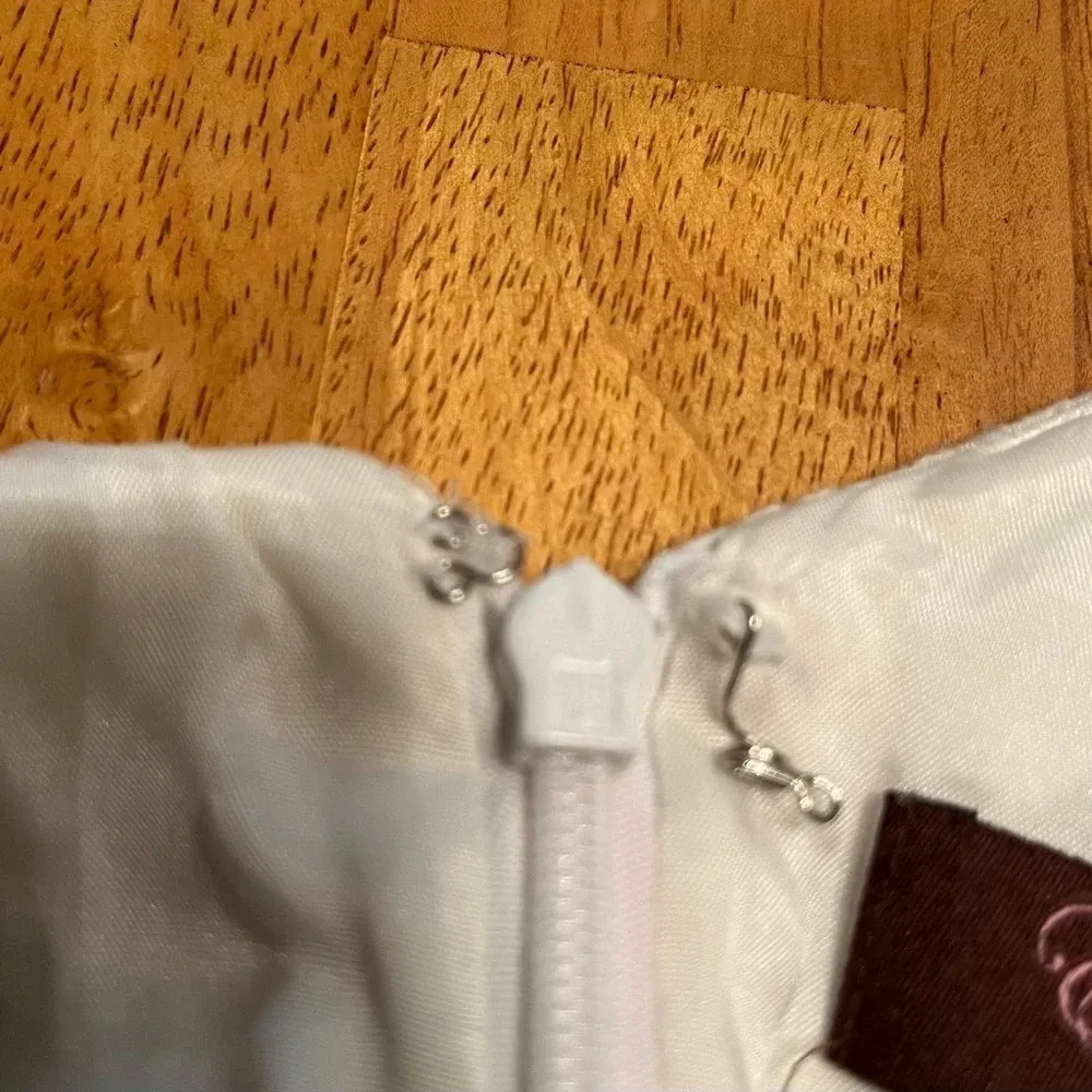 Eliza J bold watercolor floral print sleeveless dress, size XS. - Image 5