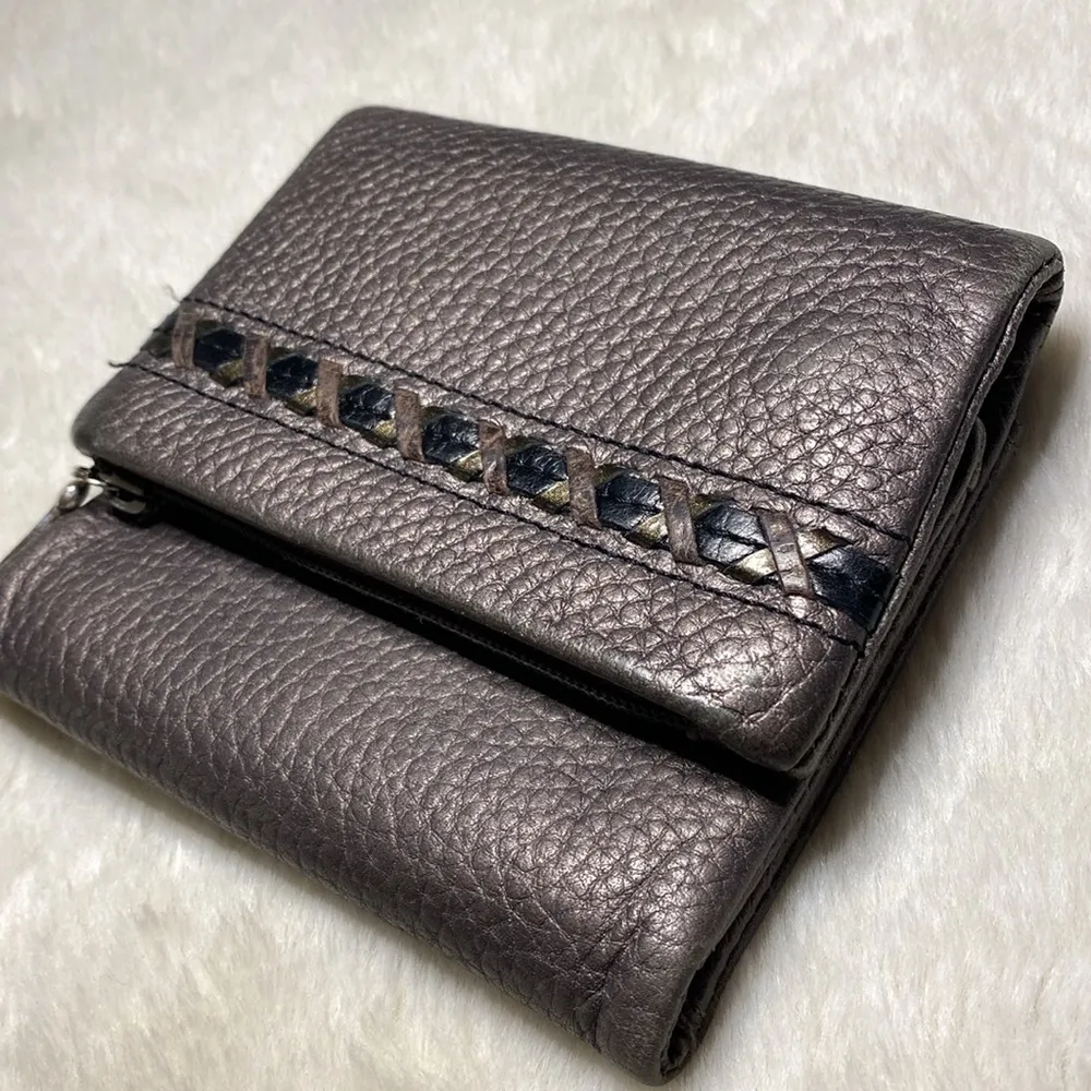 Brighton Threaded Leather Trifold Wallet Metallic Gray - Image 2