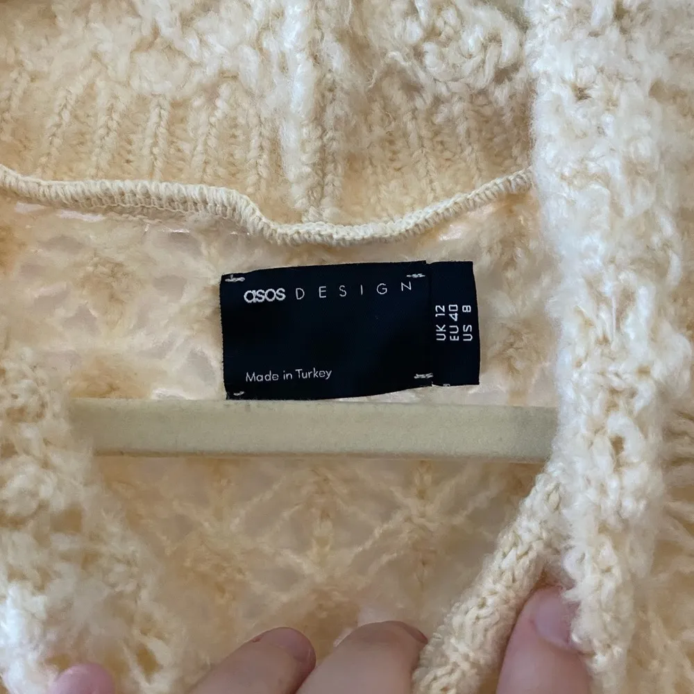 Cream Sweater with Lace Stitch and Frill Sleeves - Image 8