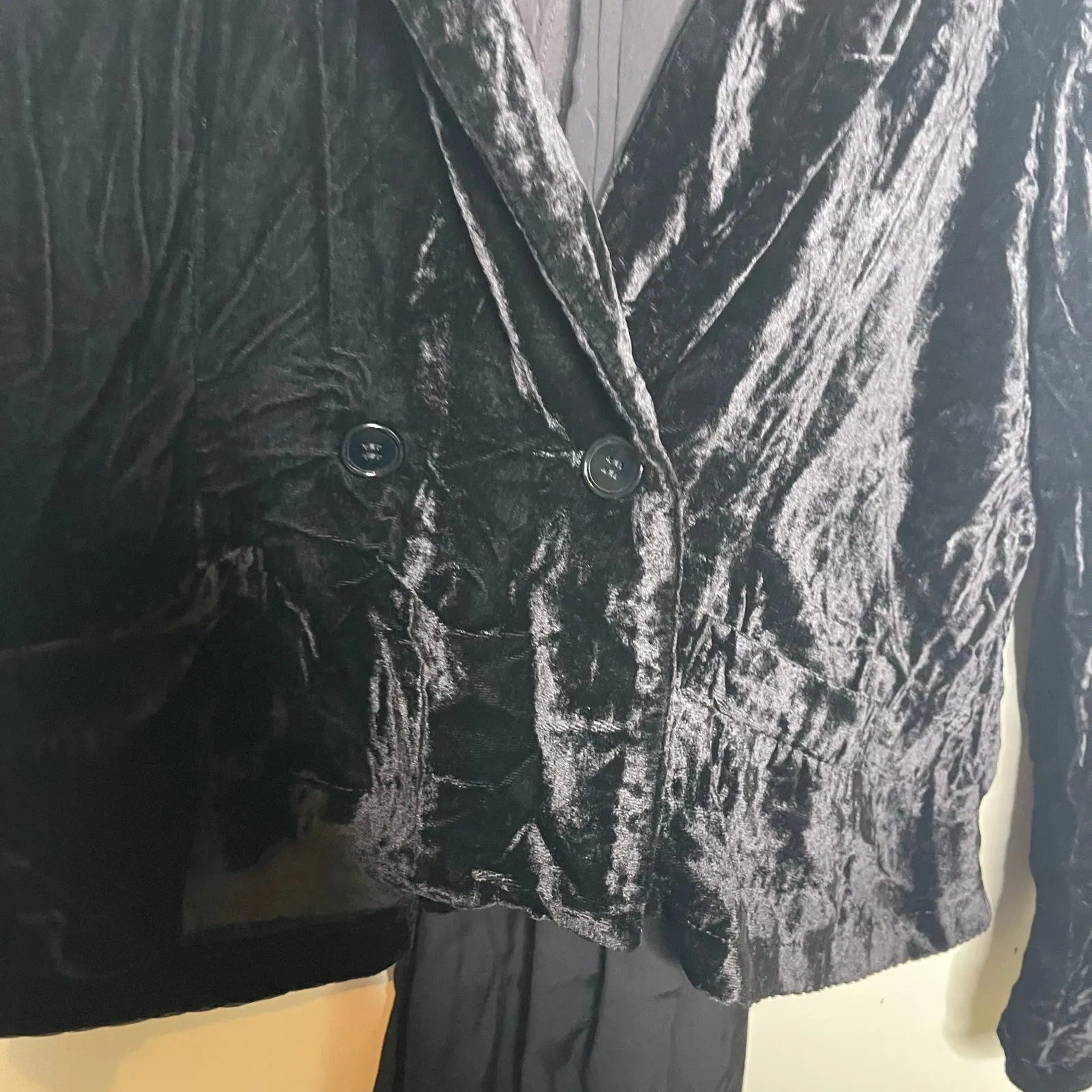 Limi Feu Yohji Yamamoto black velvet blazer with silk pleated long back sz S - Image 2