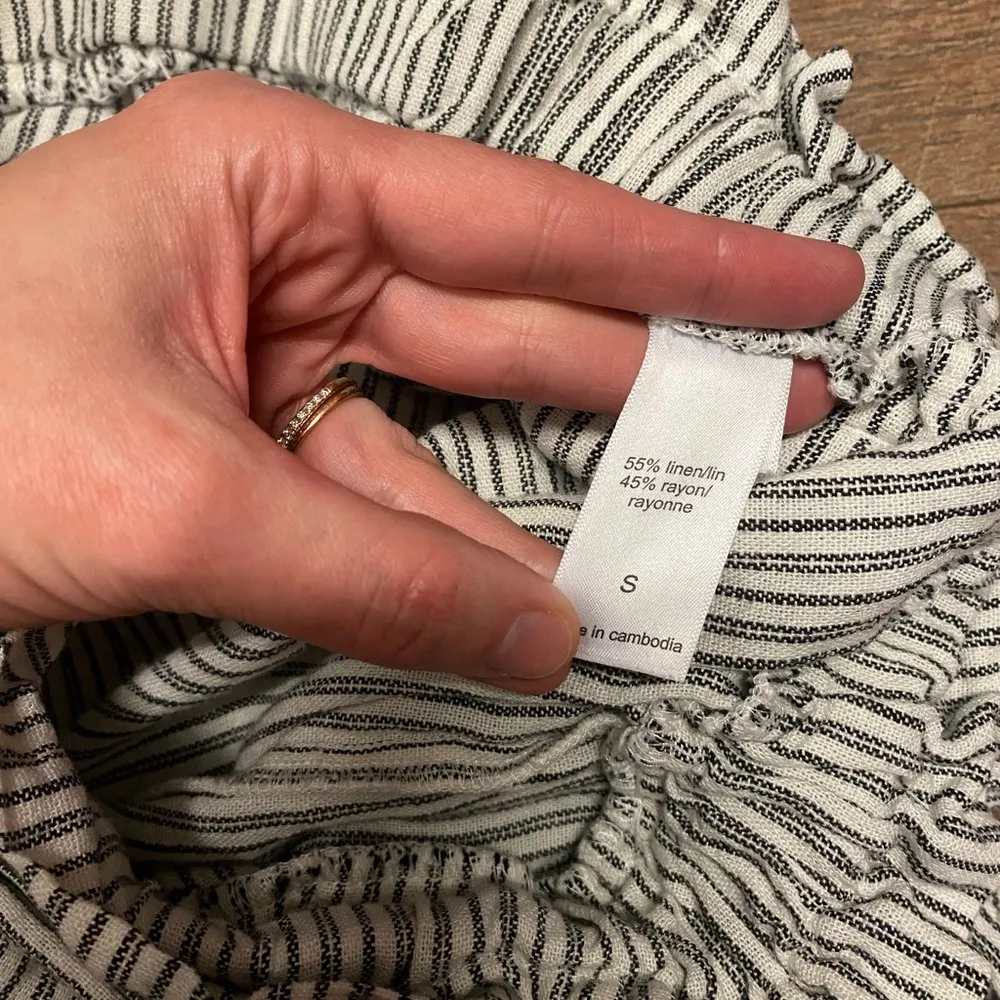 NWOT Maurices Striped Linen Blend Pull On Tie Waist Paper bag Pants Size Small - Image 4