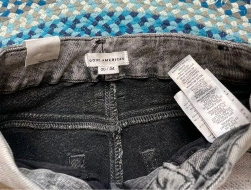 Good American Jeans - Image 8